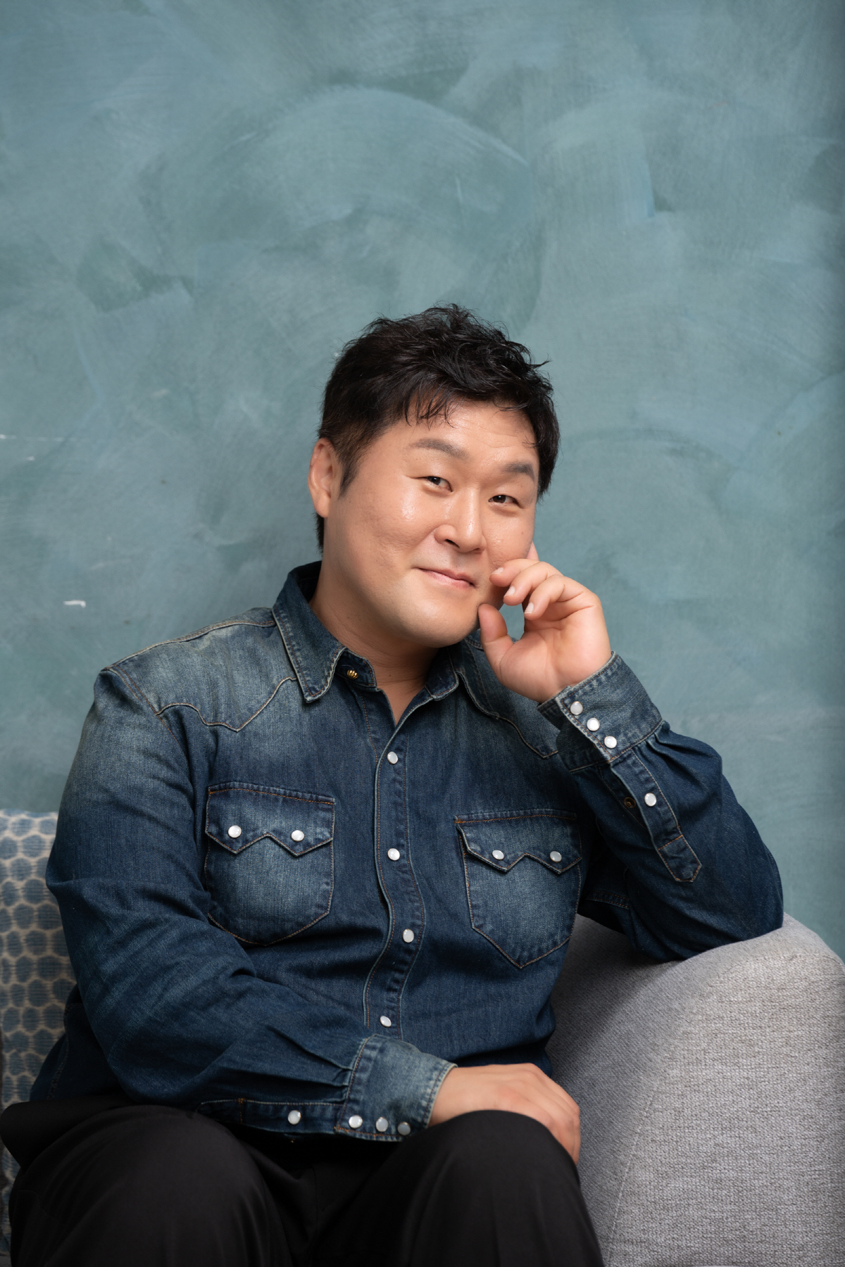 [인터뷰③] '좀비딸' 윤경호 "내가 '핑계고' 신인상 유력 후보라니, …