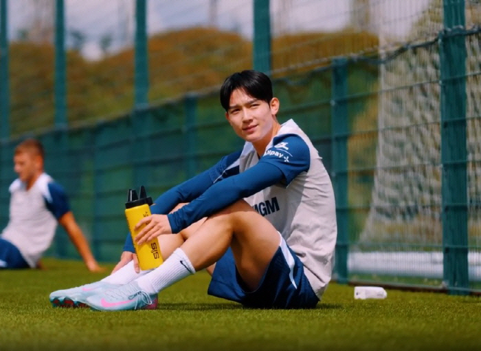 'HERE WE GO'급 확인 완료! '韓 대형 유망주' 양민혁, 토트넘…