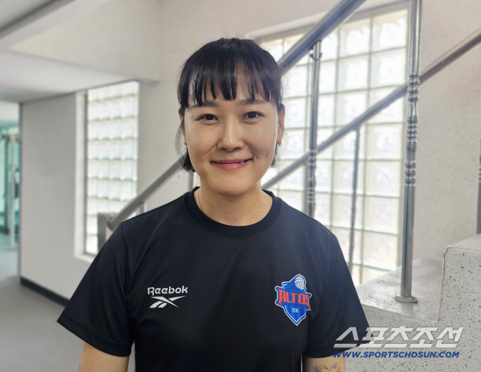 행복했던 만큼, 눈물도 흘렸다…이 악문 '최고 리베로'의 다짐, 