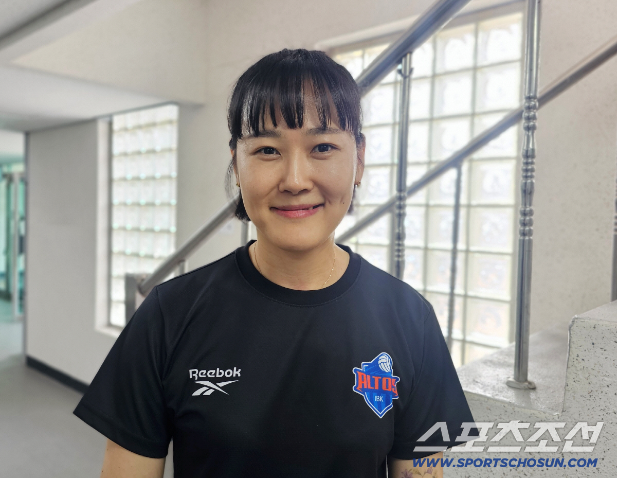 행복했던 만큼, 눈물도 흘렸다…이 악문 '최고 리베로'의 다짐, "감독님…