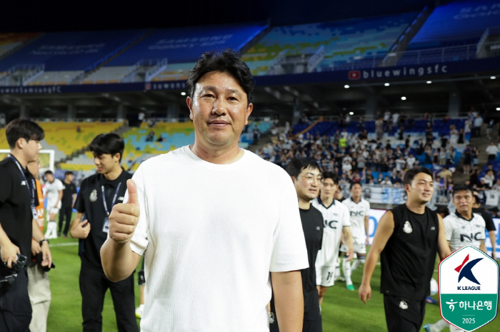 '난 한놈만 패!' 수원만 만나면 펄펄 나는 김도균 감독, 특정팀 잡는 …