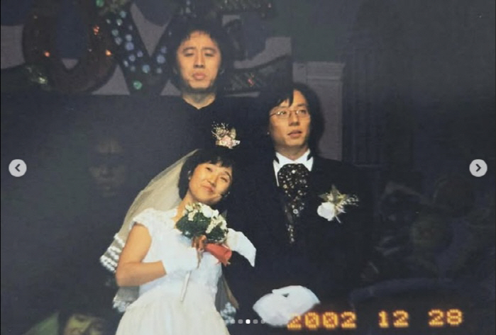 "진짜 결혼한 줄" 유재석·송은이 웨딩 사진…주례는 정준하?
