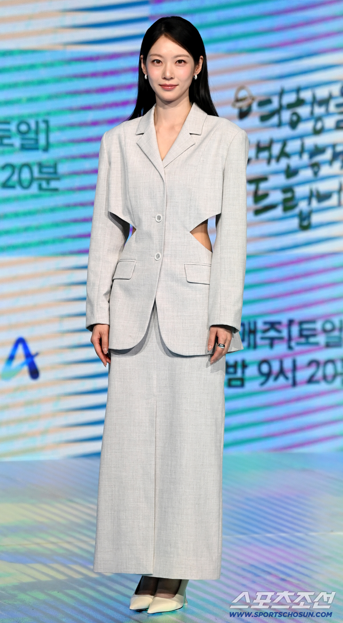 [포토] 공승연, 과감한 허리라인