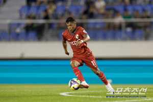 '수엡의 2집가수'싸박,K리그2 24라운드 MVP! 베스트매치도 수원FC-안양전[오피셜]