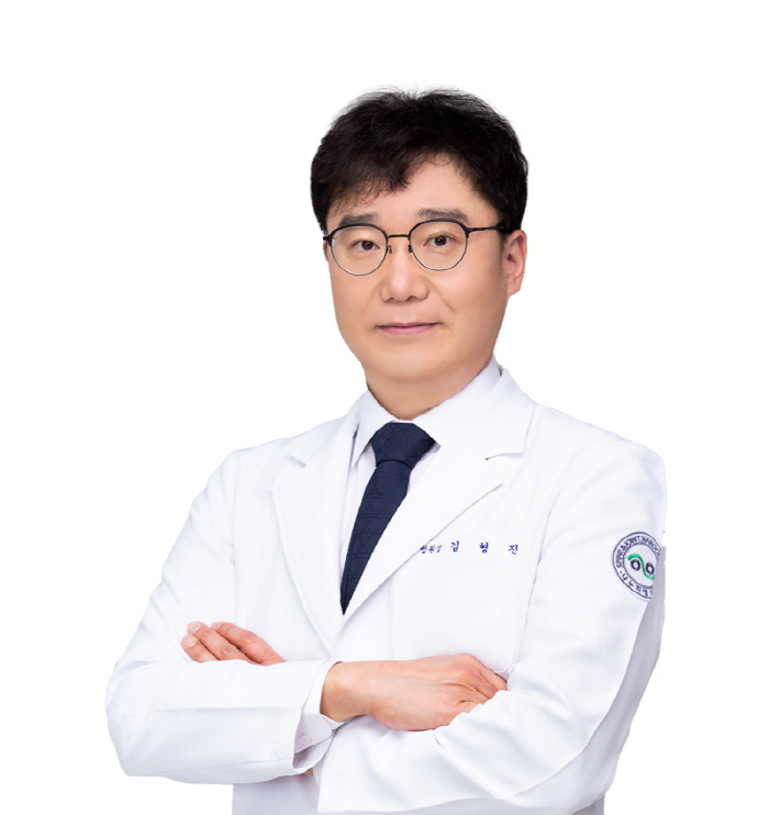 버스에서 내리다가 무릎 '뚝'…중장년층 '이것' 주의