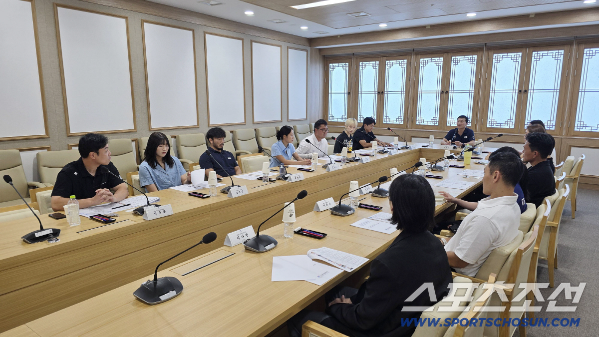 "K-스포츠의 자부심,역대 최강 초호화 라인업" 육상레전드 김국영 선수위…