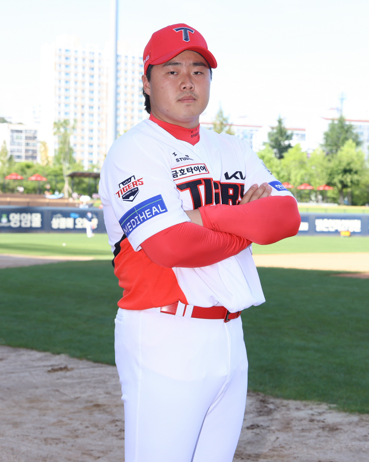 '2군 투수' 받으려고 '1군 타자' 보내야 했던 꽃범호의 진심 → 결국…