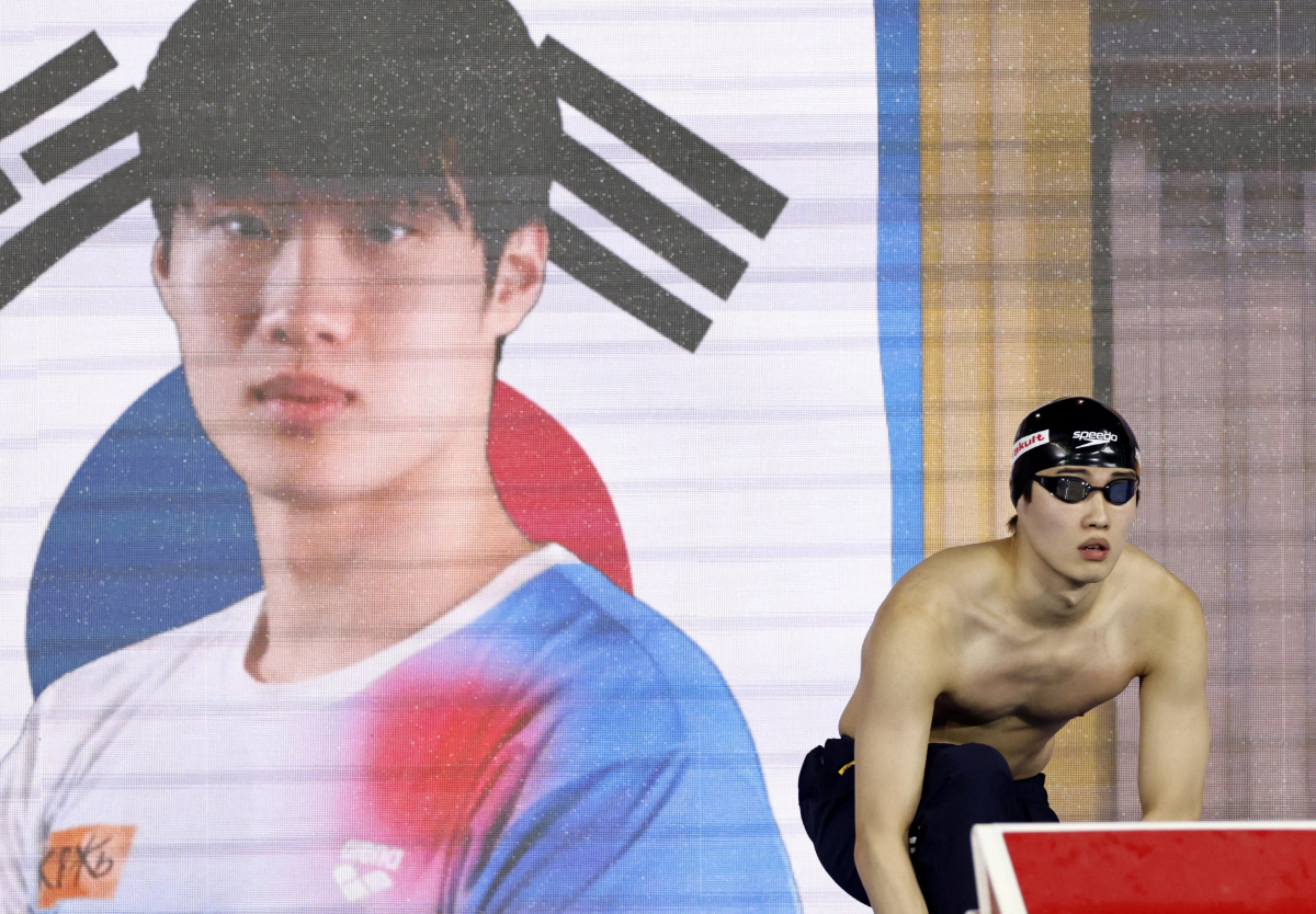 "아깝다!0.18초차" 황선우,자유형200m 4위,'4연속 포디움' 불발…