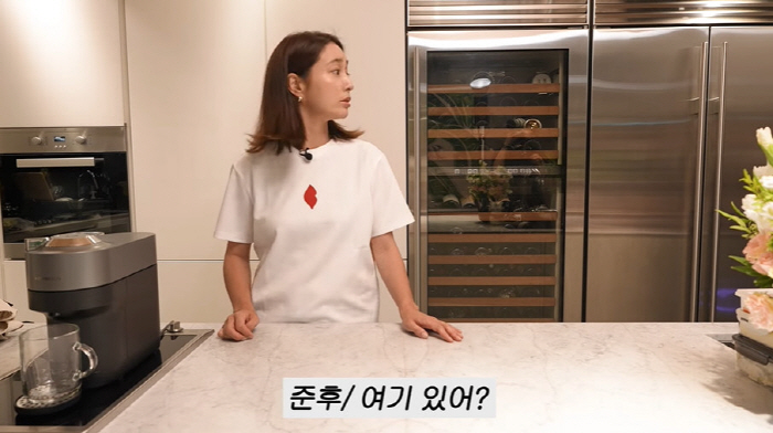 이병헌♥이민정, 10살 子 예절교육 철저...방송 중 난입 지적에 "죄송…