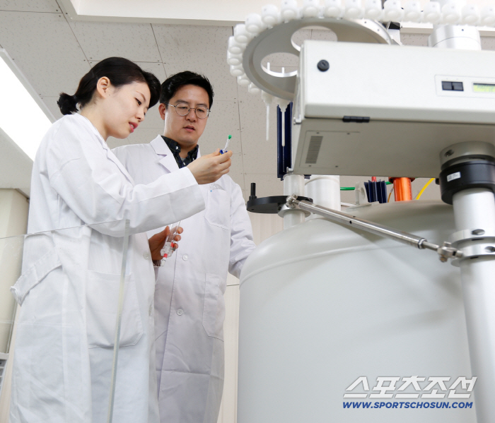 금호석유화학그룹, 업계 불황 딛고 재도약...R&D 확대로 '정면돌파'