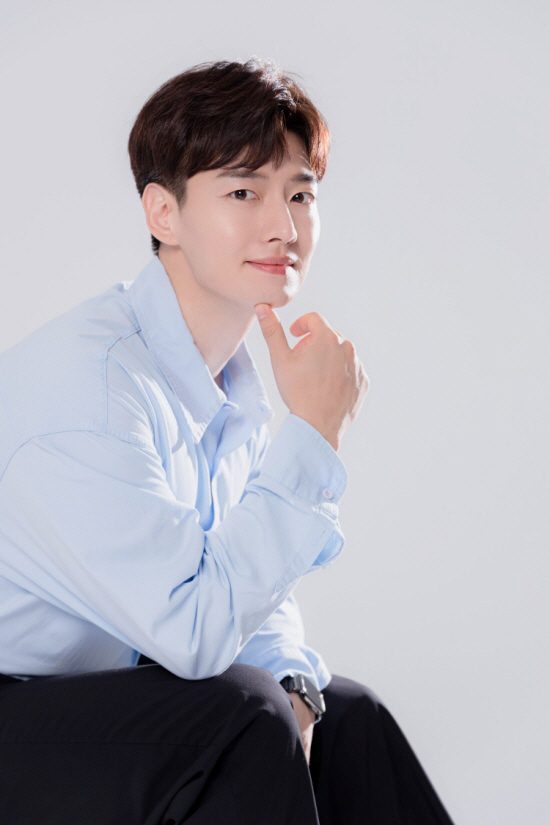 '명예퇴직' 앞둔 김재원 아나 "오늘 마지막 화요초대석"…'아침마당' 하…