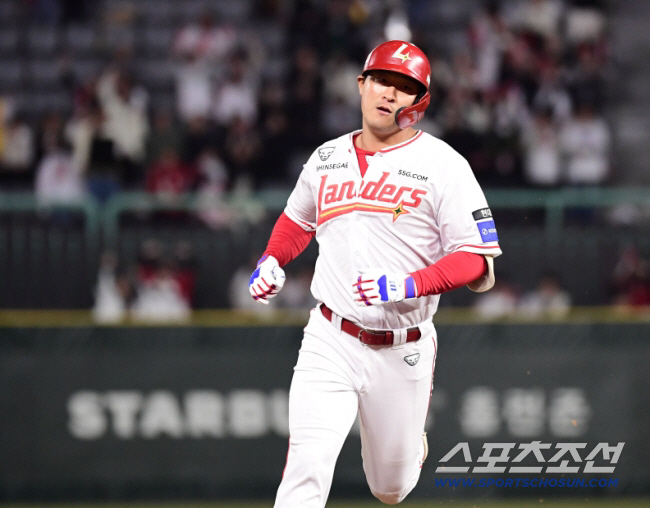 '감독님, 이래도 저 안쓰실 건가요?' 4안타 폭주 미쳤다 → 바로 콜업…