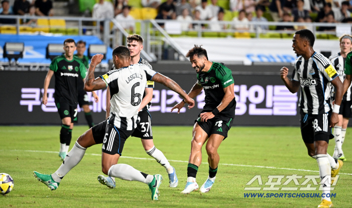 [현장에서]지난 시즌 EPL 5위 맞아요? '프리시즌 3연패'→英 팬들 "창피하고 충격적이다" 분노 ...뉴캐슬, 1.5군으로 팀 K리그에 밀렸다