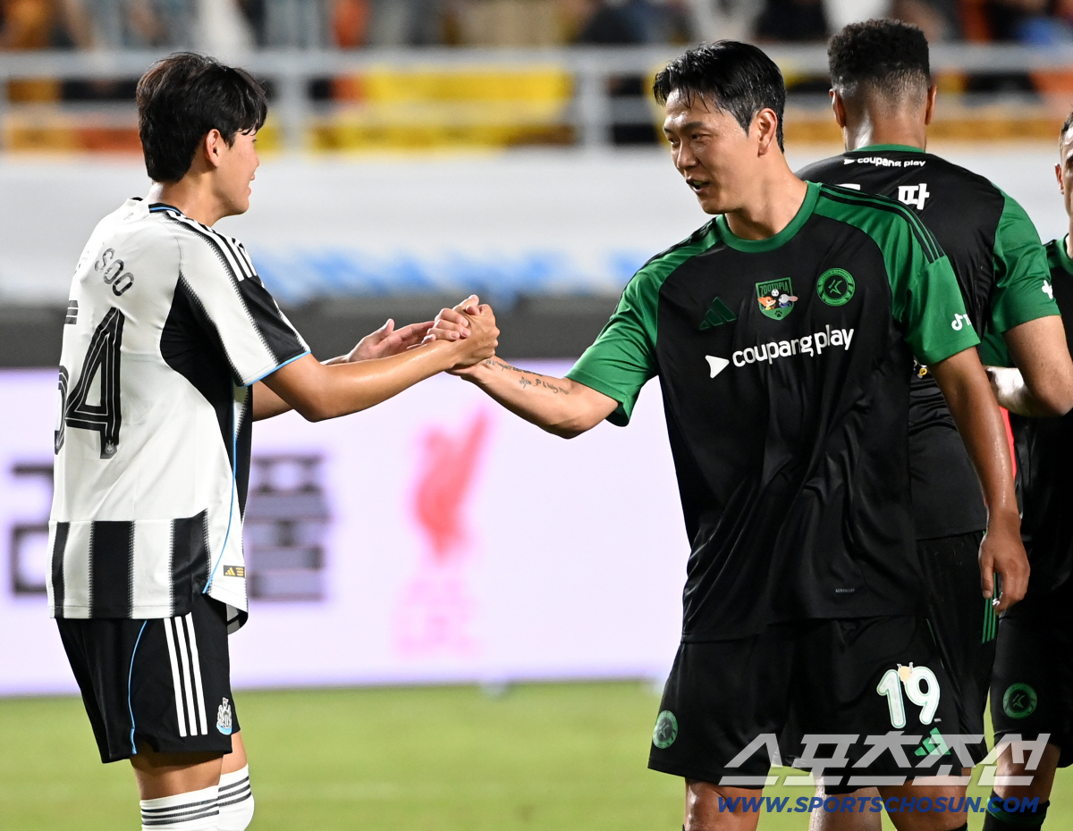[포토] 김영권, 박승수 열심히 해!