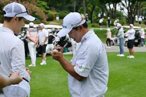 KPGA 신인 조락현, 주니어 팬과 함께 한 KPGA 팬 대항전 우승