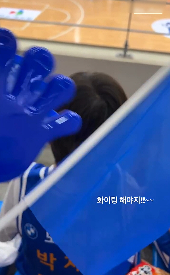 이요원 9세 子, 주전 꿰찬 농구 실력...우승 이어 또 대회 출전 "다…