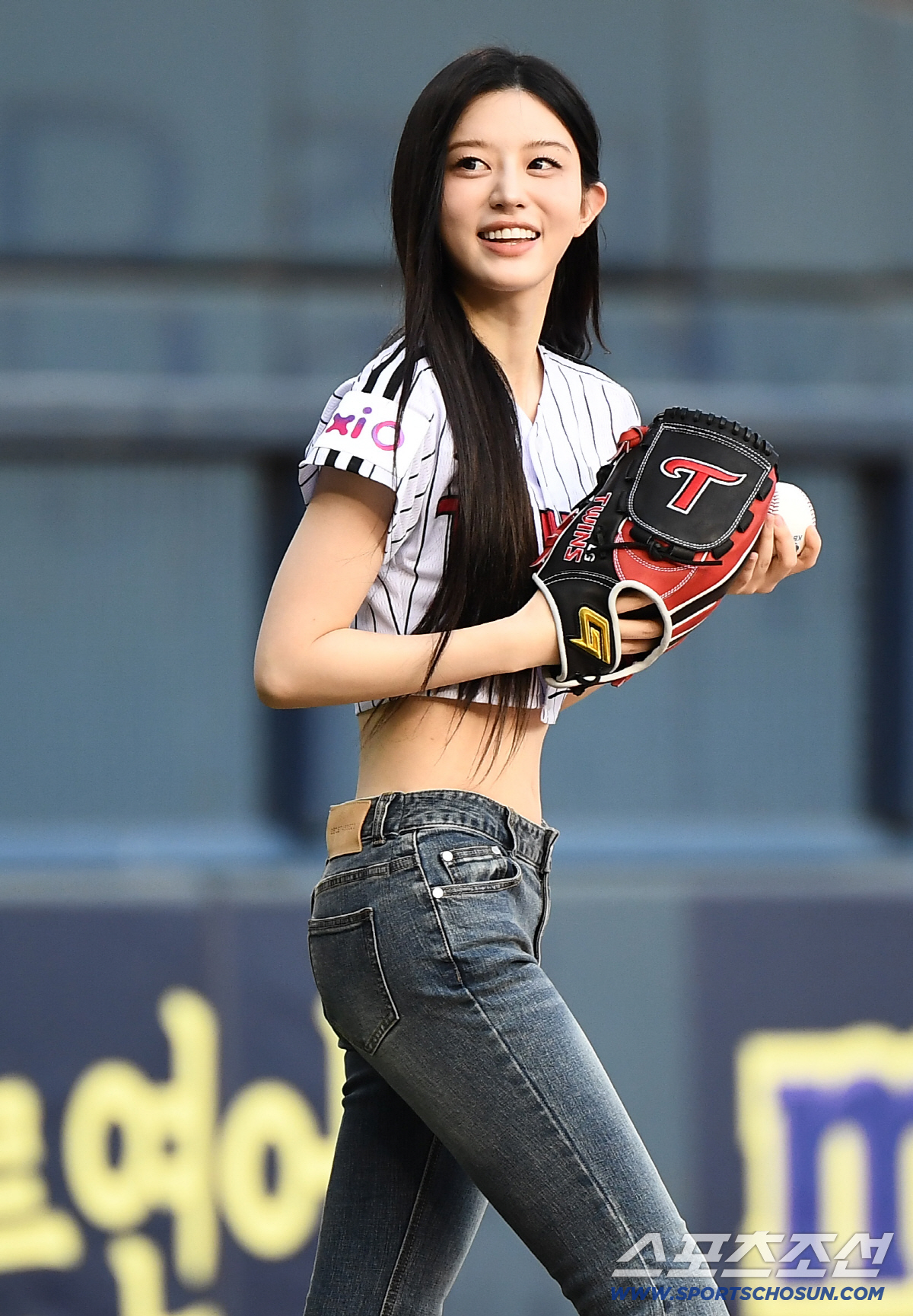 [포토] 아일릿 민주, 청순 요정의 잠실 나들이