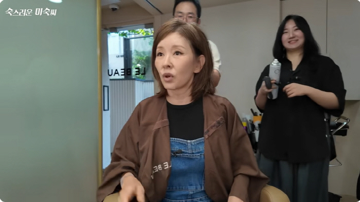 '65세' 이미숙, '가발설'에 입 열었다 "뒷머리 가발이라고 난리"