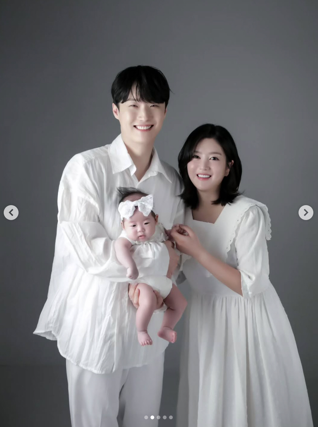 이용식, 50일 손녀와 가족사진..'이수민♥' 원혁 "앞으로 쭉 함께하자…
