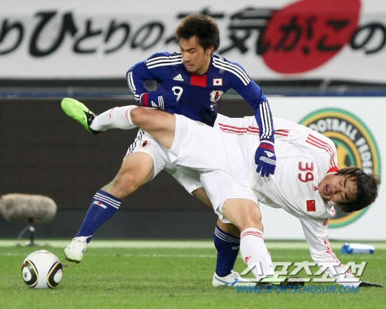 한국인도 인정할 수밖에 없는 'EPL 기적 우승' 일본 레전드...또 도…