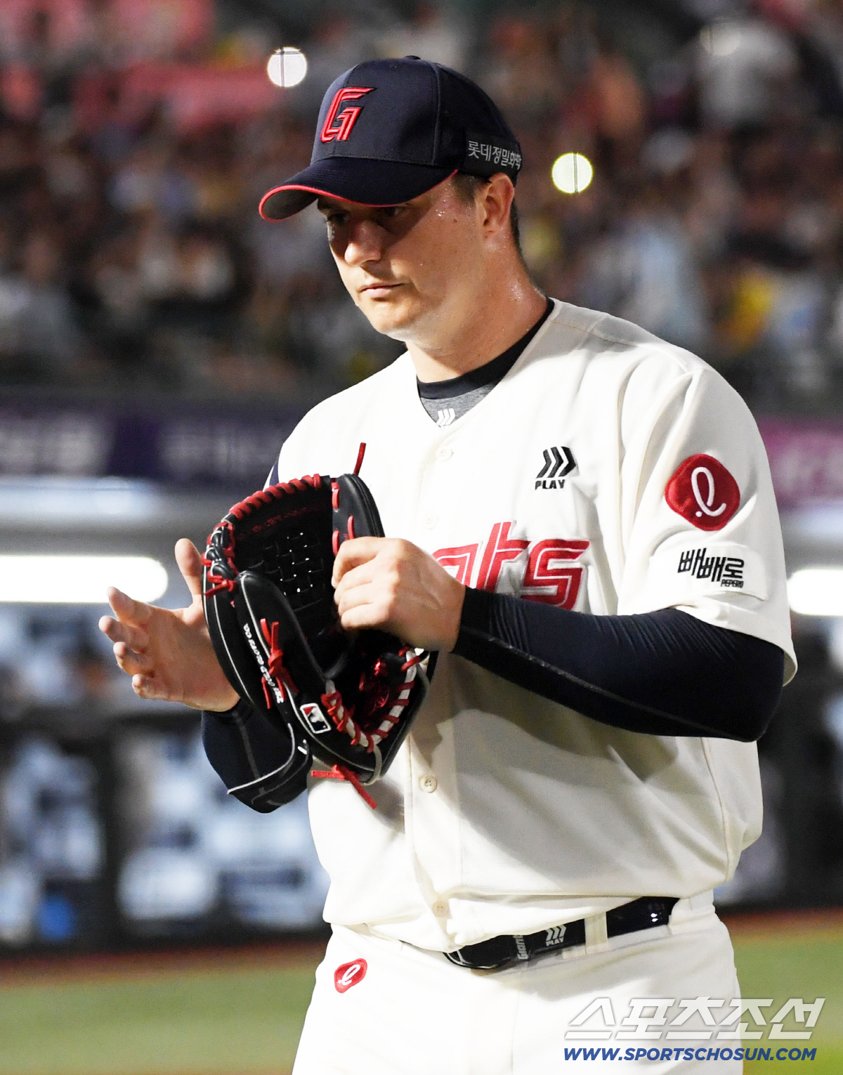 '5이닝무새' 13억 외인 면담 신청 → "저 어떡해요?" 속상함 토로……