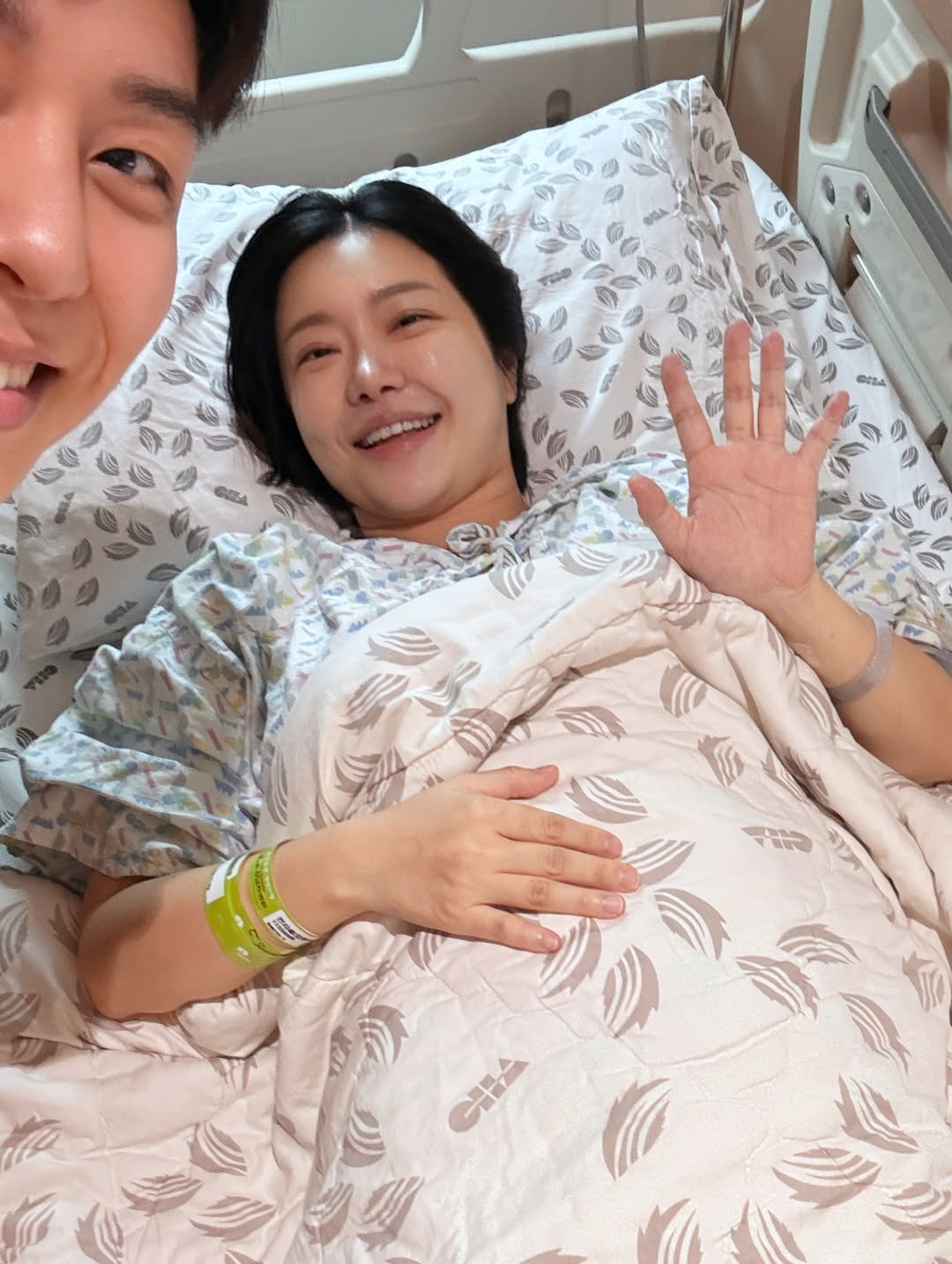레이디제인♥임현태, 꼭 닮은 25일 된 딸 쌍둥이 "쉽지 않다 쌍둥이 육…
