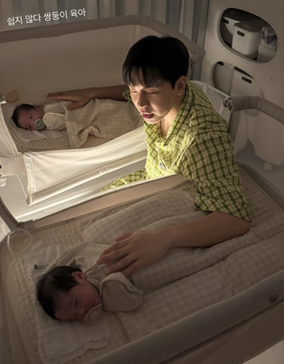 레이디제인♥임현태, 꼭 닮은 25일 된 딸 쌍둥이 "쉽지 않다 쌍둥이 육…