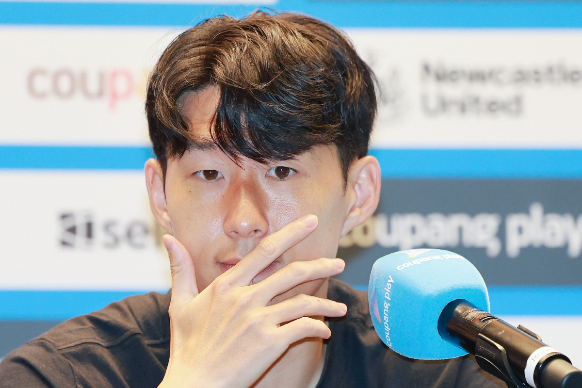 [공식발표]'토트넘 결별' 울컥한 손흥민 "소년, 남자가 돼 떠난다"(일…
