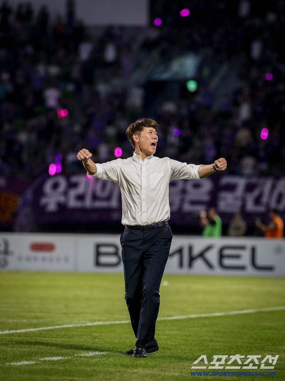 샤프볼 부활 흐뭇한 '수원FC 구단주'이재준 시장"바로 4연승 갑니다!"