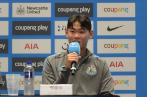 [현장인터뷰]'센터 차지!' 박승수 깜짝 등장 