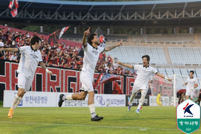[K리그2종합] 하위팀의 반격 잇달았다. 성남, 부천에 3-2 짜릿승…선…