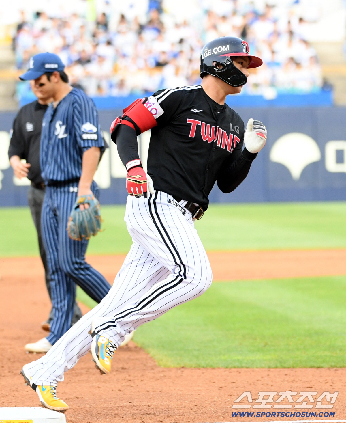 '그날이 안떠오른 사람 없을 듯.' 9회초 2사후 결승 솔로포. 오지환이…