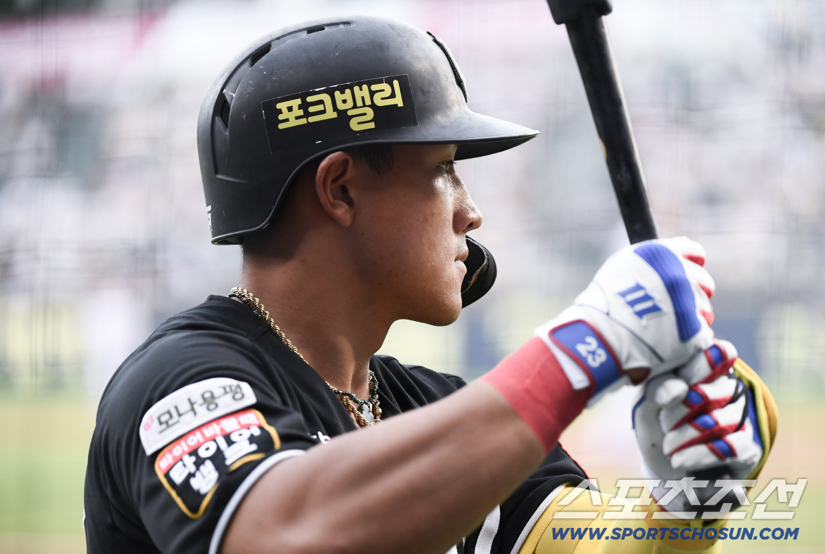 "한화·KIA 선수였다면" 1위-1위-1위-1위, 규정타석 채운 괴물 신…