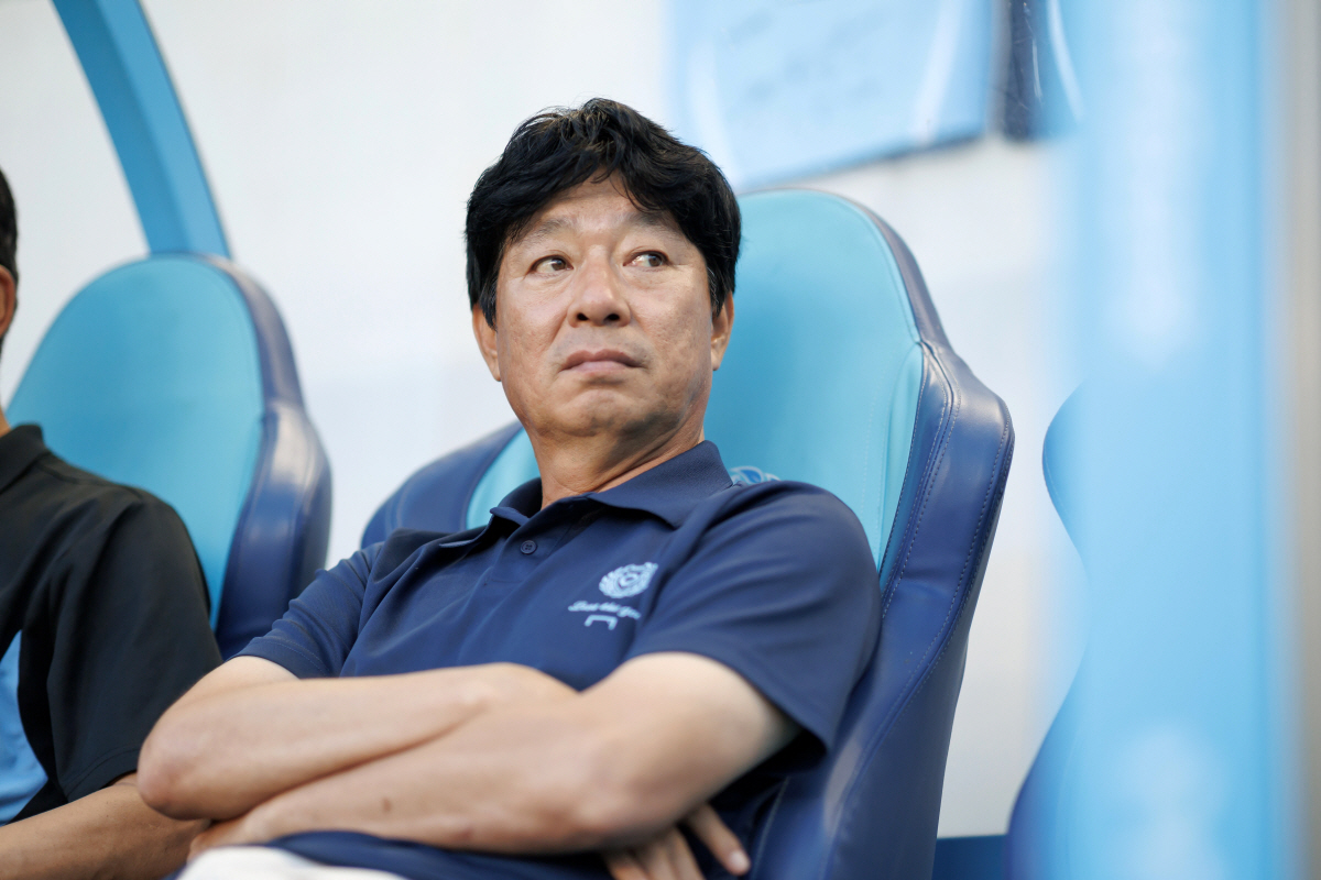대구FC '천지개벽' 주인공 조광래 대표도 어쩔 수 없는 성적…올 시즌 …