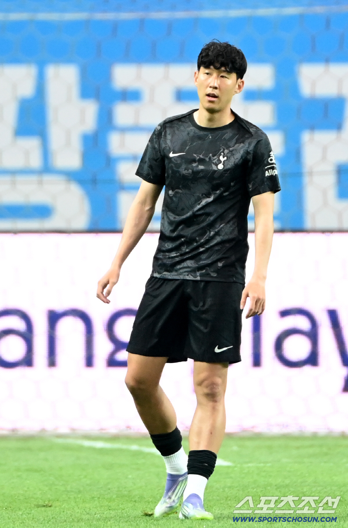 "잘가요!" 떠나는 손흥민 향한 뜨거운 응원, '넘버7 손흥민' 소개 되…