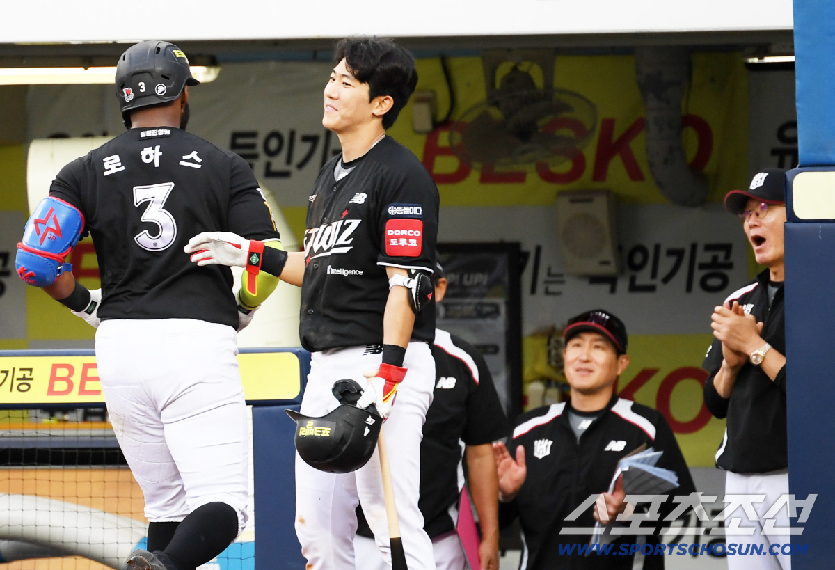 '이유가 없어 충격 미스터리' 3할-30홈런-100타점, MVP 출신 공…