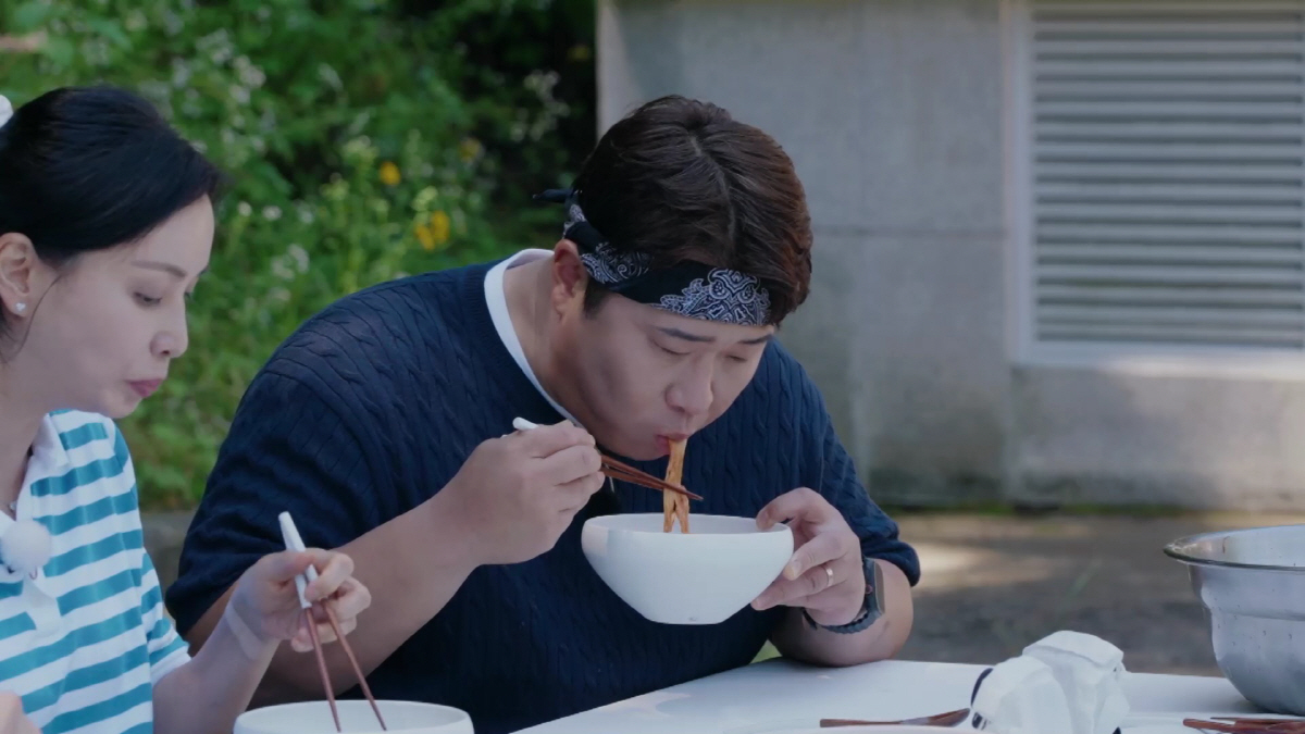 'JMS 탈퇴' 강지섭 "올바른 길인줄…이성·술에 빠지지 않고 싶어서"(…