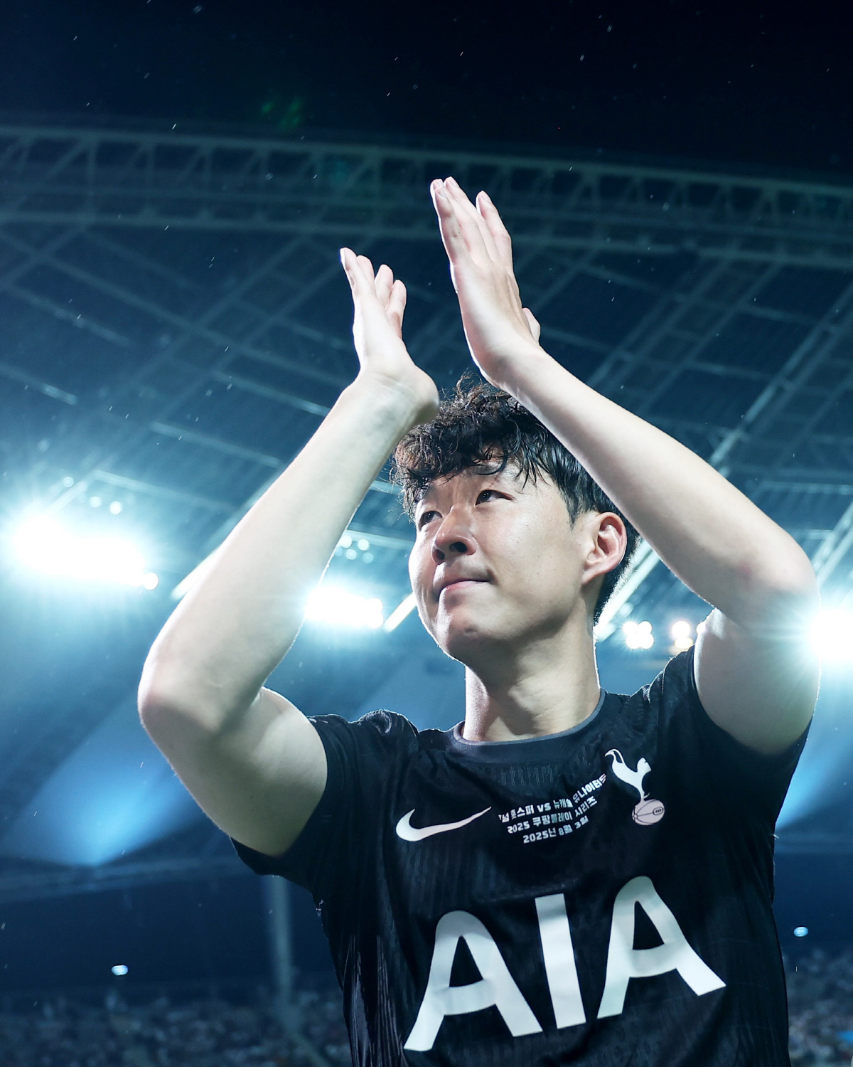 英 단독 보도! 손흥민 등번호 7번 '임시 결번'→"제2의 쏘니 찾을 때…