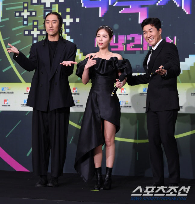 코요태 신지, '해외서 쏟아진 응원'에 울컥..