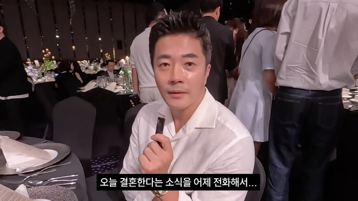 [SC이슈] "그렇게 친했나"…권상우, 고액 축의금에 선물까지 '통큰 축하'→전날 연락 받았다더니,