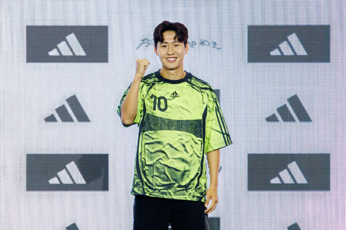 아디다스 F50 발매 기념, 이강인 선수와 함께한 'F50가 다 했어 써…