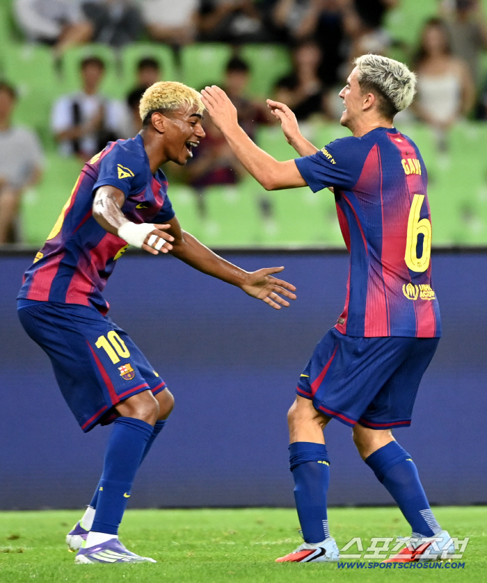 [현장리뷰]'가비 멀티골→래시포드 데뷔골' FC바르셀로나 퍼펙트 피날레, 대구FC 5-0 완파