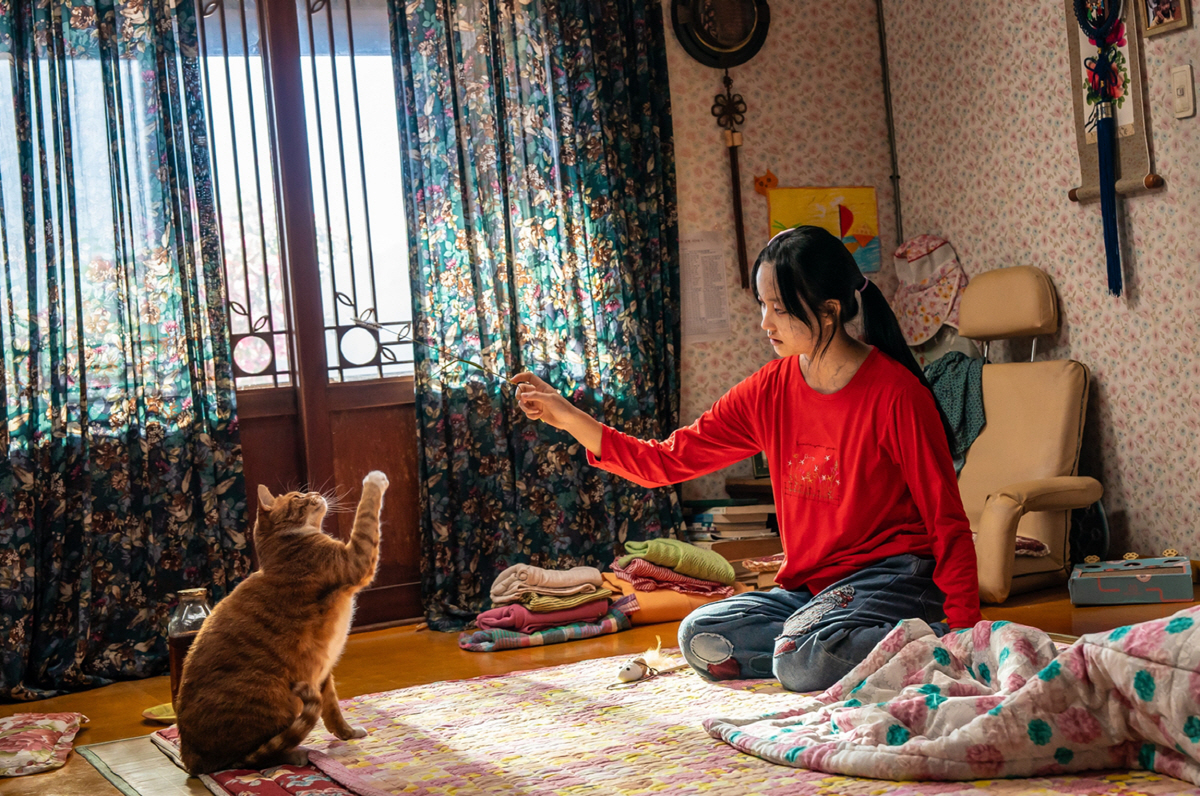 "이렇게 귀여운 '좀비딸'이라니"…최유리, 올여름 극장가 접수했다