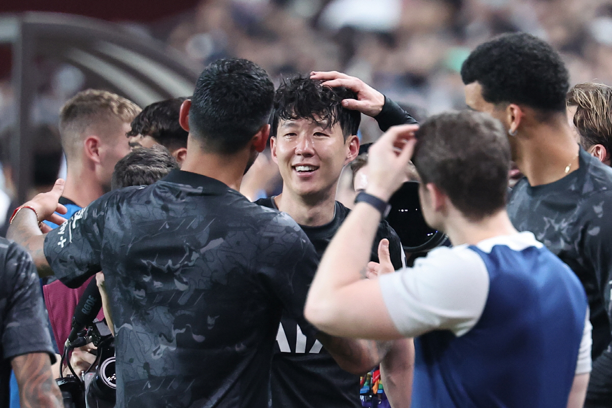 "EPL 역사상 이런 선수는 없었다" 손흥민이 남긴 진한 울림, '진정한…