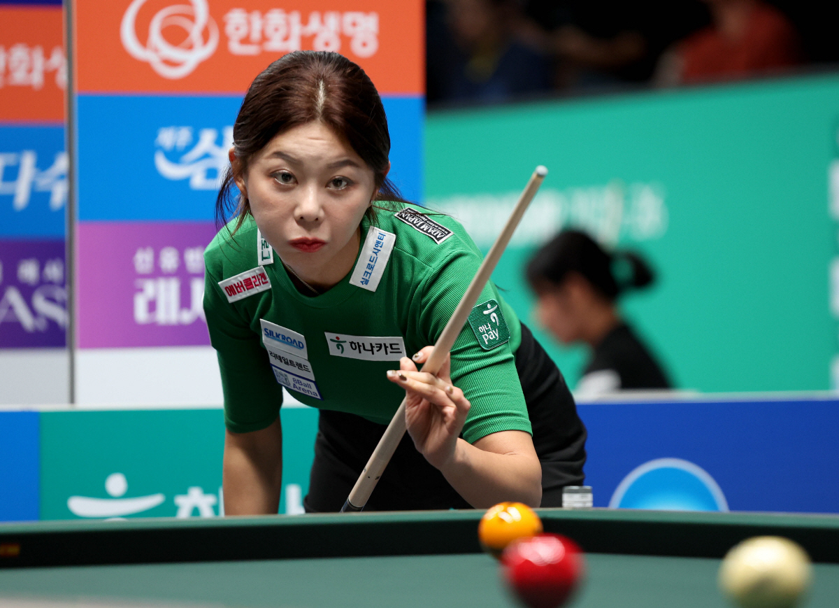 'LPBA 간판' 김가영·스롱 피아비 나란히 32강 진출