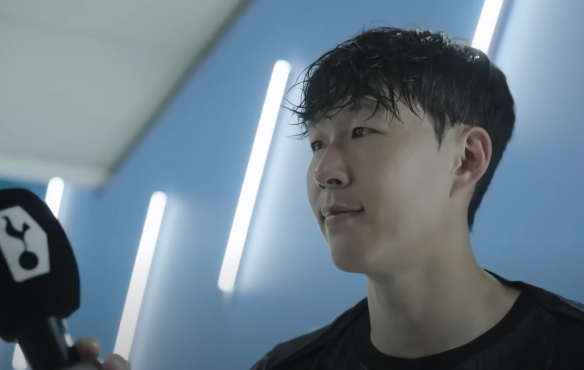 손흥민 직접 '오피셜' 감사 인사...'박수칠 때 떠난다' SON의 결정…