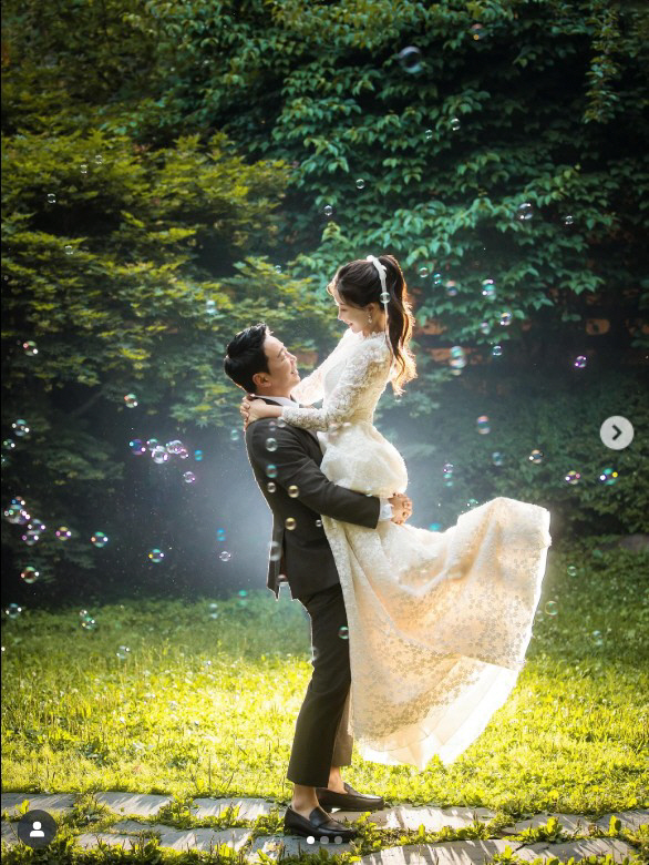 '서프라이즈 걔' 김하영, 9월 결혼한다…"서프라이즈 아님"