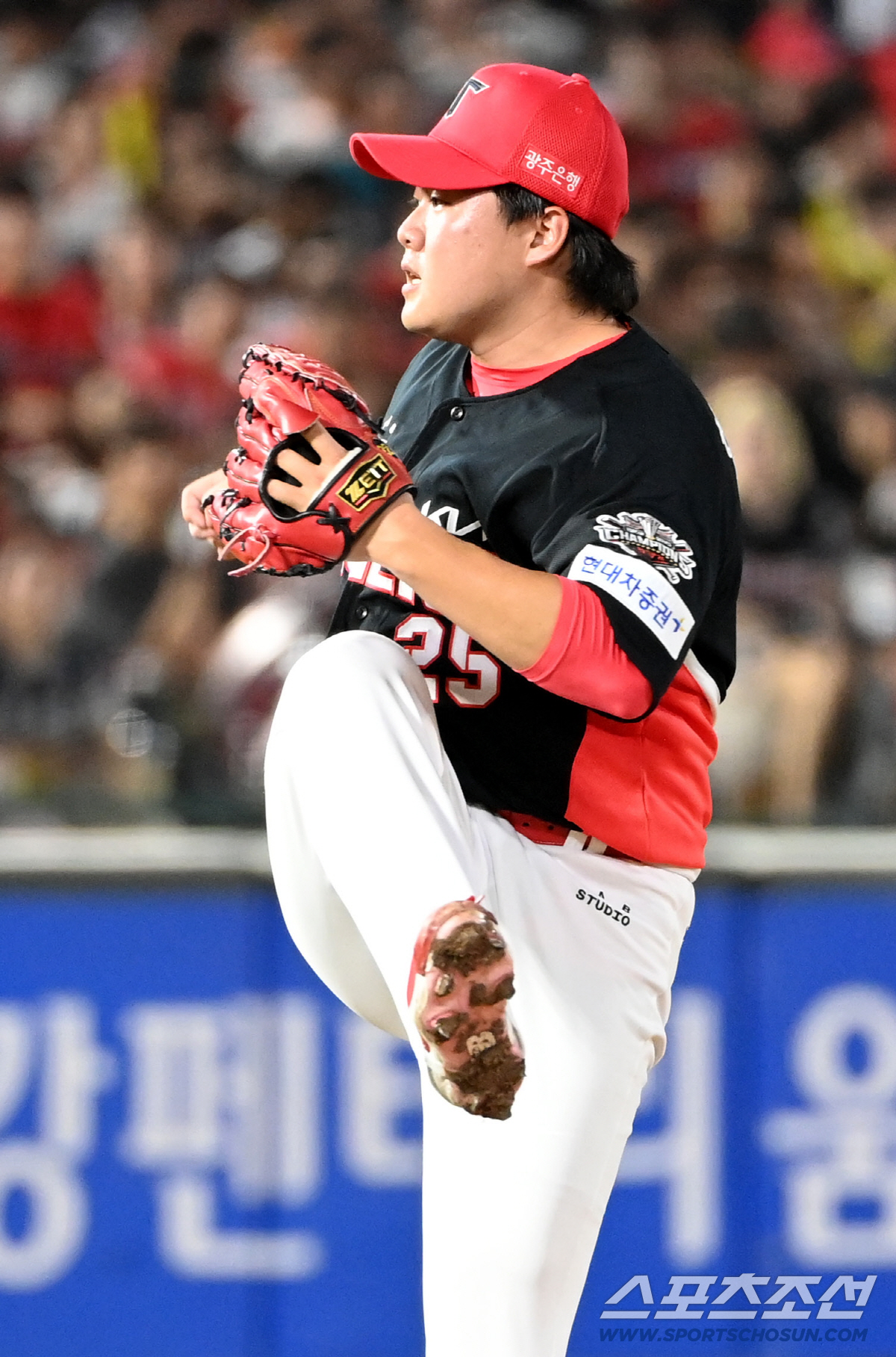 '이럴수가' 8→2위 급등, KIA 트레이드 초대박 터졌다…홀드 1위 없…