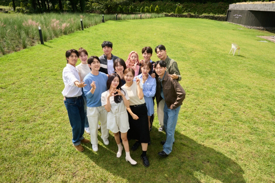 '지연과 결별' 정목 "배려를 핑계로 한 행동이 상처 줘..불편함 드려 …