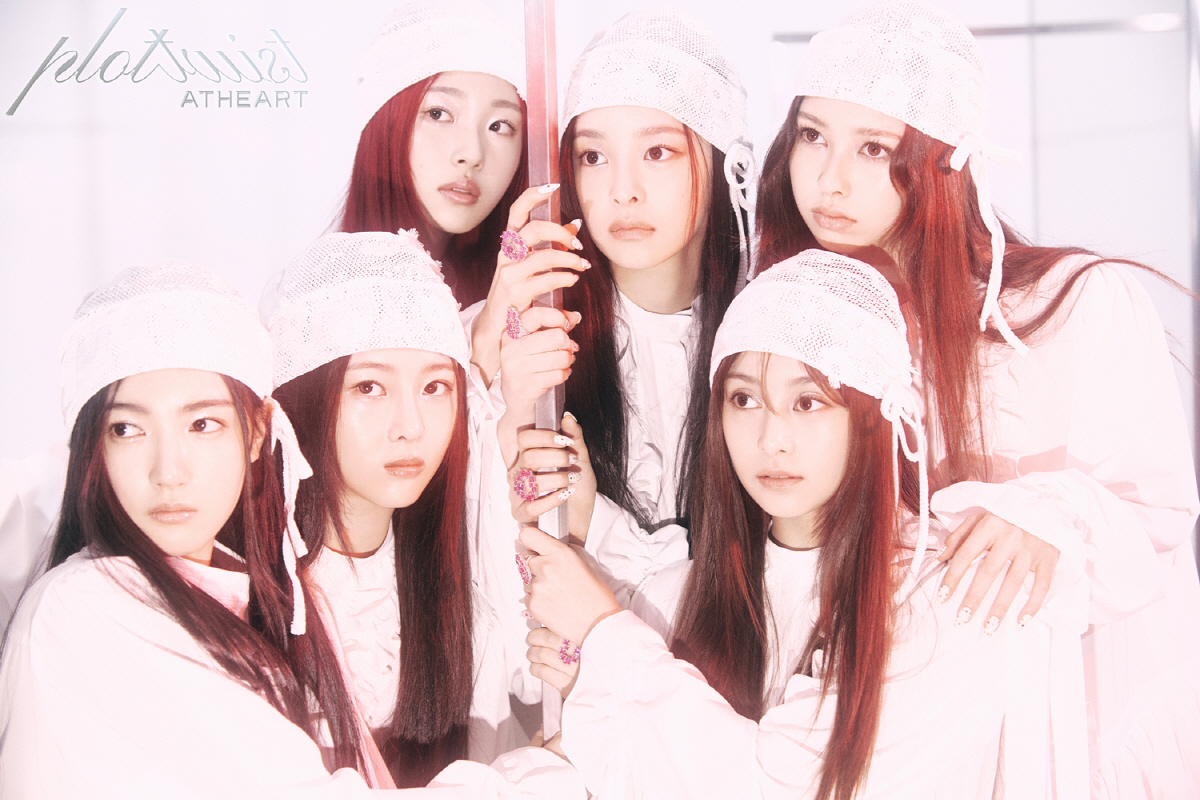 [SC현장]美서 시작한 K팝 도전장…타이탄 콘텐츠, '1호 걸그룹' 앳하…